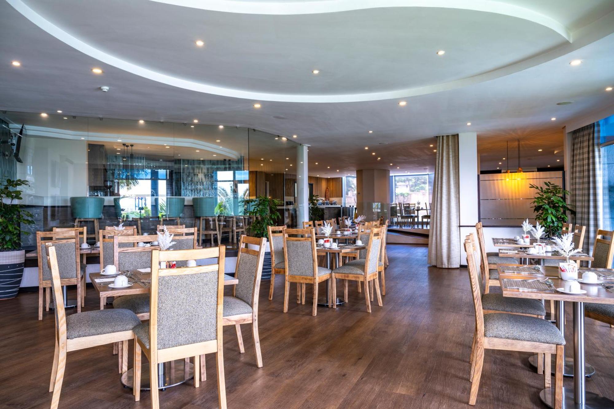 Paxton Hotel Port Elizabeth Exterior photo